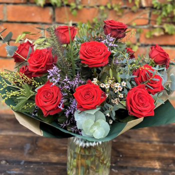 Red Roses Valentines Delivery in Darlington 